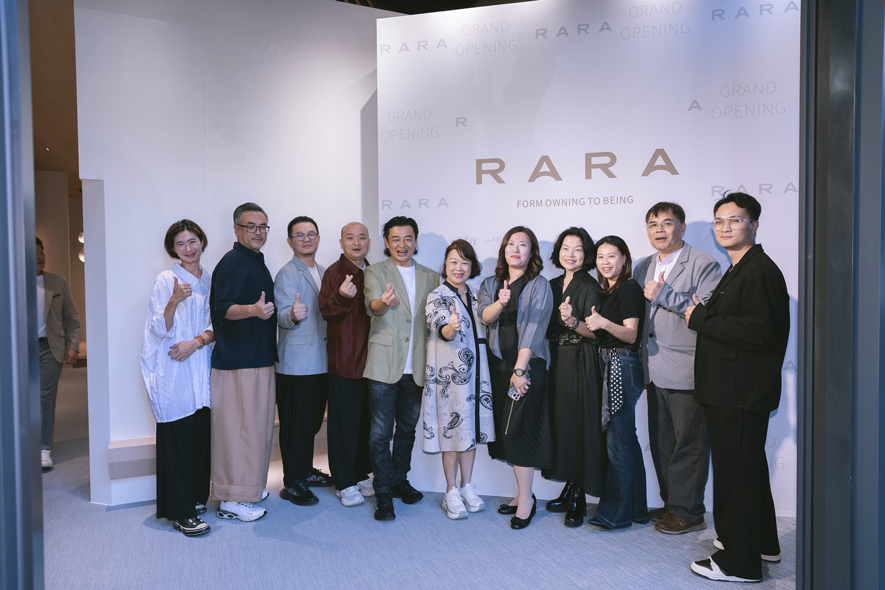 一眾設計師於RARA TAIWAN旗艦店的開幕合影